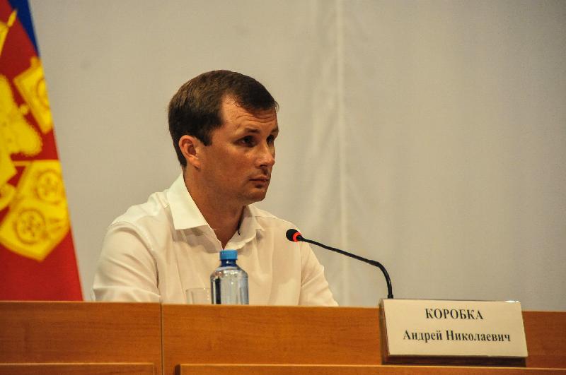 В станице Тбилисской прошло краевое совещание "О ходе уборочной кампании в 2017 году – основные задачи и цели при уборке и сохранности урожая зерновых колосовых и зернобобовых культур". Фото: Полина Титкова