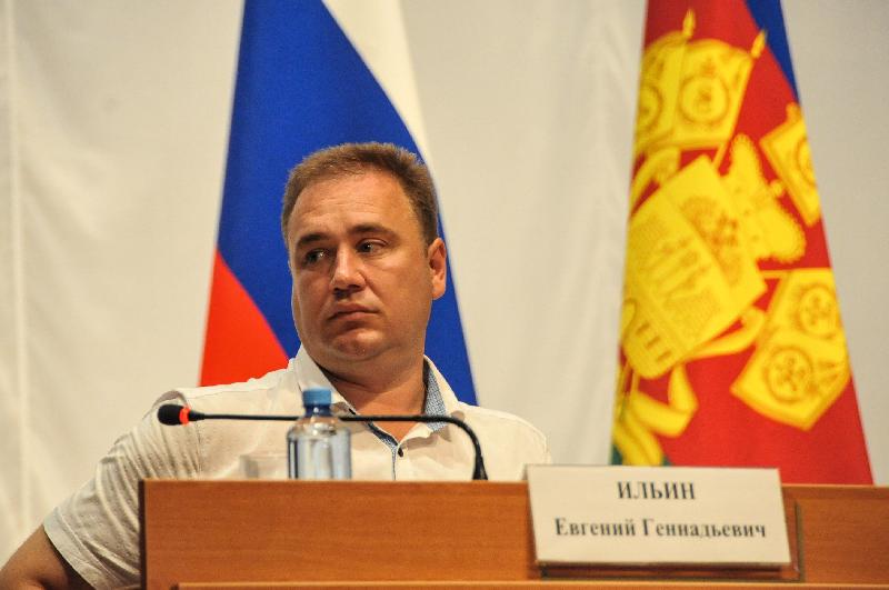 В станице Тбилисской прошло краевое совещание "О ходе уборочной кампании в 2017 году – основные задачи и цели при уборке и сохранности урожая зерновых колосовых и зернобобовых культур". Фото: Полина Титкова