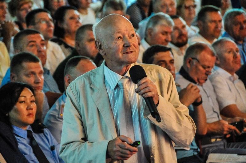 В станице Тбилисской прошло краевое совещание "О ходе уборочной кампании в 2017 году – основные задачи и цели при уборке и сохранности урожая зерновых колосовых и зернобобовых культур". Фото: Полина Титкова