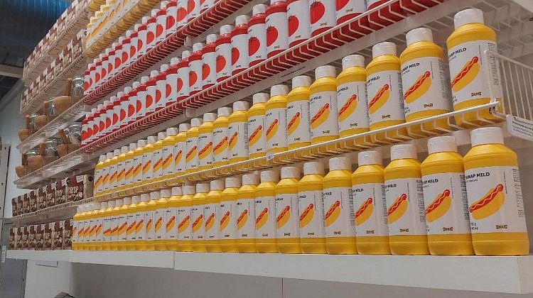 Магазин продуктов IKEA продолжает работать в 