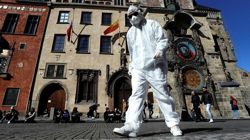 2020-03-14T140519Z_1056579143_RC2QJF9230TQ_RTRMADP_3_HEALTH-CORONAVIRUS-CZECH.JPG.jpg