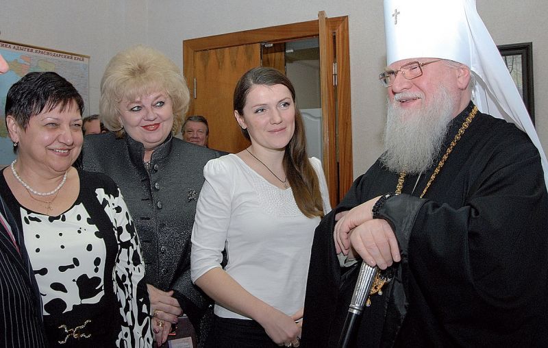 Митрополит Исидор и вольнокубанцы.jpg