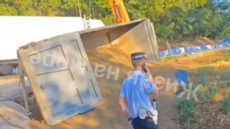 Фуропад: под Геленджиком за сутки упали два большегруза 