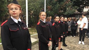 На Кубани создан еще один казачий военно-патриотический клуб: в нем одни девушки!
