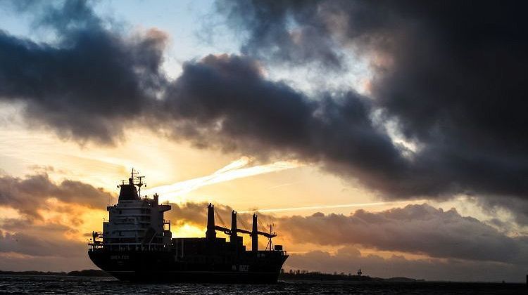 ����� � ��� ��������� ���������� ��������� ����� � ���: ������ ���������� �������