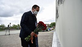 Губернатор Кубани и мэр Краснодара возложили цветы к мемориалу «Пашковская переправа» 