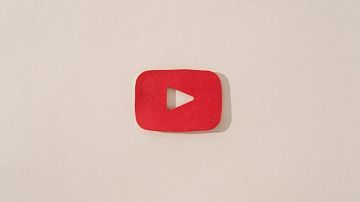    :     YouTube  ?