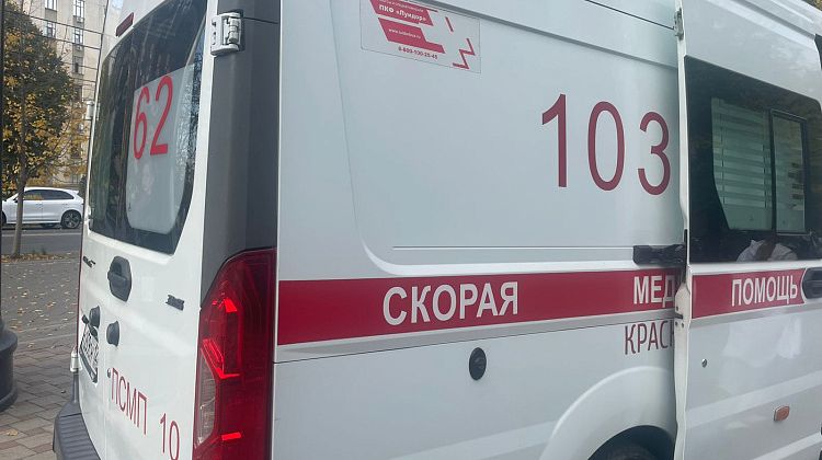 Внедорожник на Кубани сбил 9 –летнего ребенка: девочка госпитализирована 