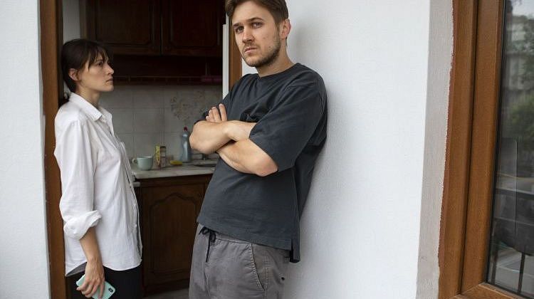   :    ,    
