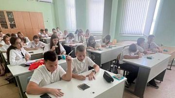 Абитуриенты с низким баллом по ЕГЭ не смогут учиться на платной основе: новый законопроект