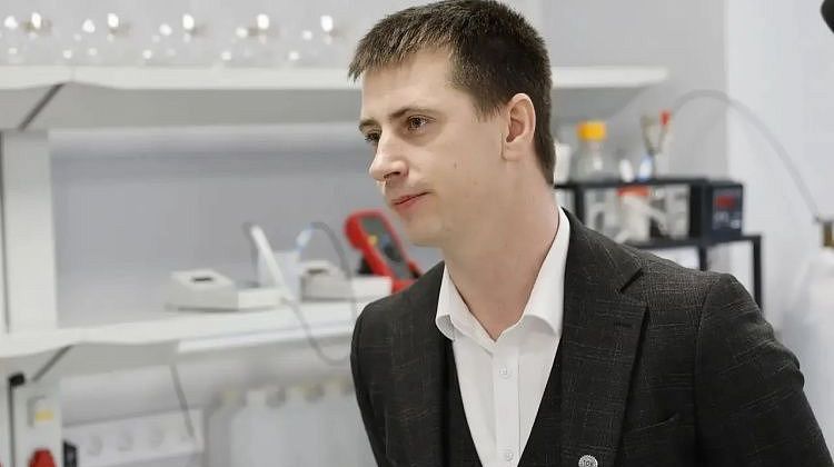 ����� ������ ������ �������� ������� �� ����������: �������� � �����