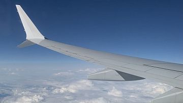 "   : Superjet  Airbus  ,  
