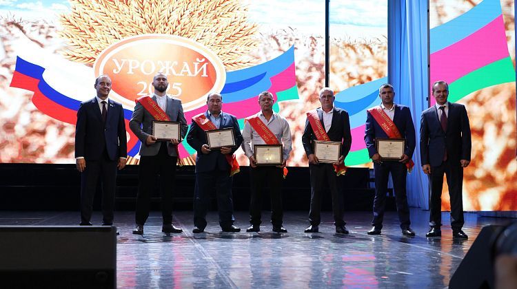 Второе место в стране после худшего сезона десятилетия! Как Кубань вытащила урожай-2025» Второе место в стране после худшего сезона десятилетия! Как Кубань вытащила урожай-2025»