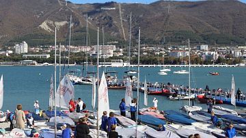 Паруса над Черным морем: в Геленджике дан старт международной регате-2025