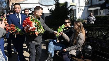 �� ������ � ����� 8 ����� ������� ������ ����� ����� �� ������� �������� ������� ������ 