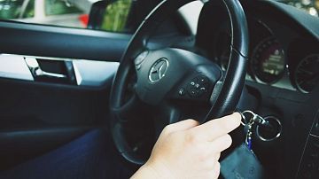 ������ ��� ������� ������ �� ������: ������� � ����������� Mercedes-Benz S 350 