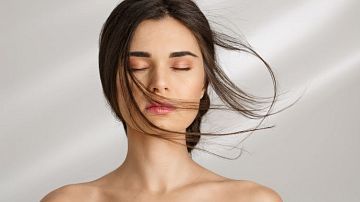   ?  -    ,      !
