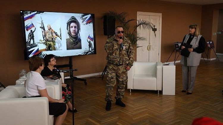 Яркое и прочное полотно Армавира Яркое и прочное полотно Армавира