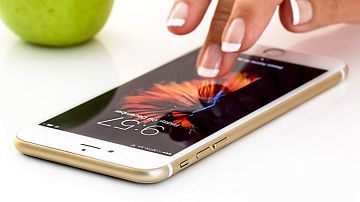������������� iPhone �������� �� ������� ���: ��� ��������� � �����������