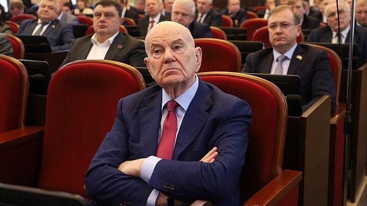 �� ������ ������ ����� � �������������� ������������ ������� � ������������ ������