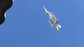      :  F-16       